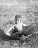 Maricopa Indian child 1907.JPG